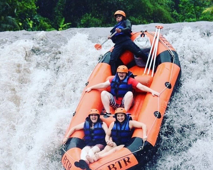 Telaga Waja rafting Bali – adventurous Grade III-IV white water rapids