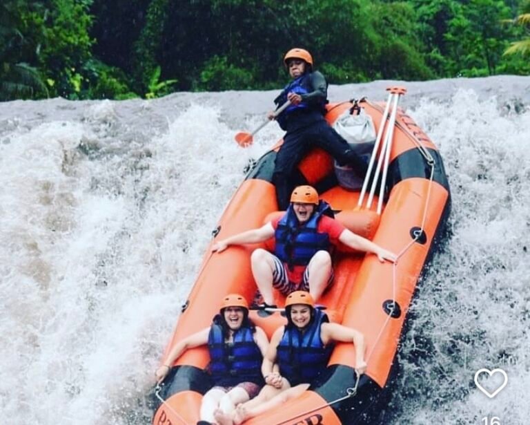 Telaga Waja Rapids Explained: Grade III–IV & the 4-Meter Dam Drop